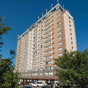 Hotel Sandman Signature, Mississauga